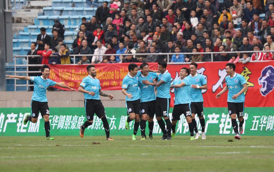 大连足球史上今天：2017年一方2-0梅州，冲超开门红，附球员评分
