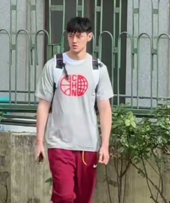 开云体育-杨瀚森&amp;曾凡博&amp;贺希宁已跟国家队会合 备战七月份的两场世预赛
